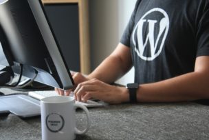ローカルサーバーから本番サーバーにサイト移行する方法